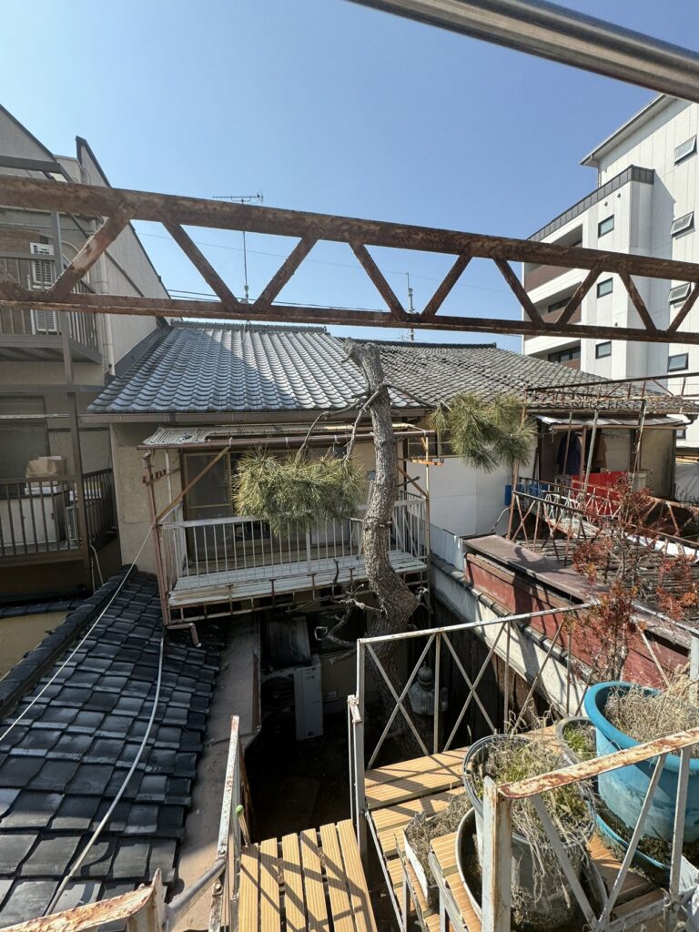 京都市上京区で店舗付き住宅を買取りました🏢